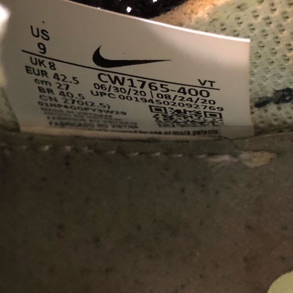 Nike Air VaporMax 2020 Flyknit 'Obsidian Siren Red' Men's Size 9 [CW1765-400] - Picture 11 of 13